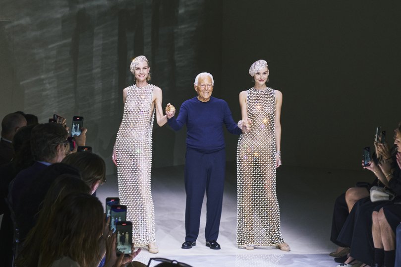 Giorgio Armani with models at the end of his Privé fashion show during Paris Fashion Week in Paris 2024.