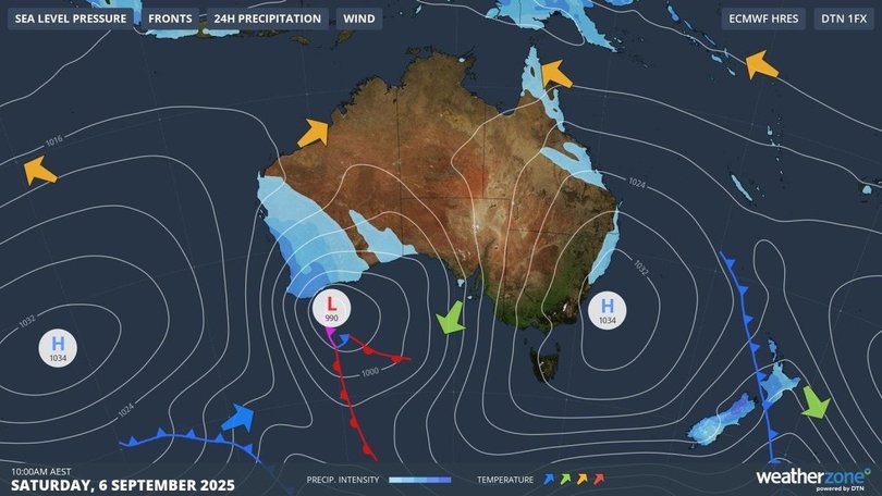 Air circulating anticlockwise around the high-pressure system centred over waters just east of the NSW coastline will generate warm northerlies over eastern Australia. Image: Weatherzone