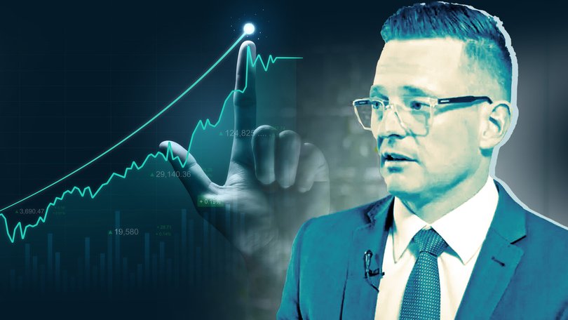 Sydney fund manager Rodney Forrest has pleaded guilty to two counts of insider trading over his acquisition of Platinum Asset Management shares.