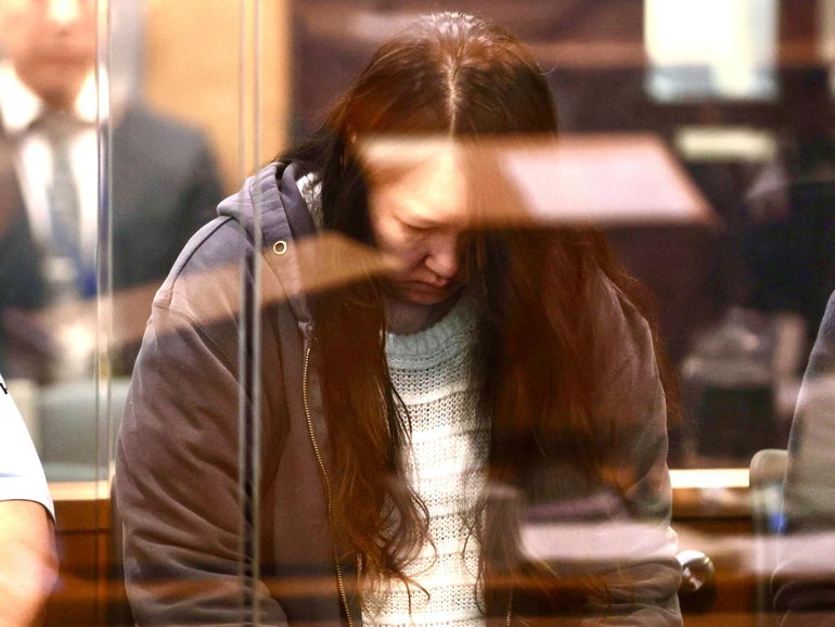 Hakyung Lee stands in the dock at the High Court in Auckland on Monday.