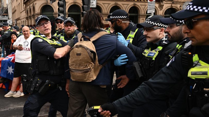 Police warn people to consider their plans to join weekend rallies due to the risk of violence.