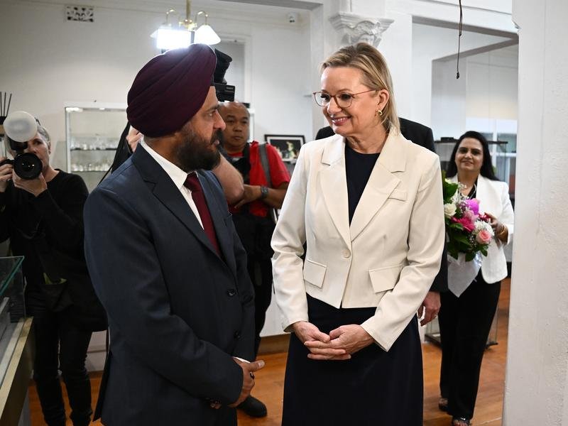 Smoothing over community concerns, Opposition Leader Sussan Ley visited Little India in Sydney over the weekend.