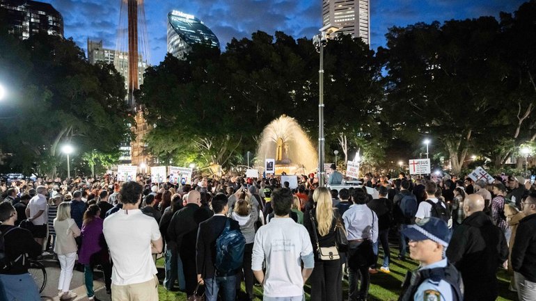 A large crowd turned out to honour the assassinated US conservative commentator in Sydney.