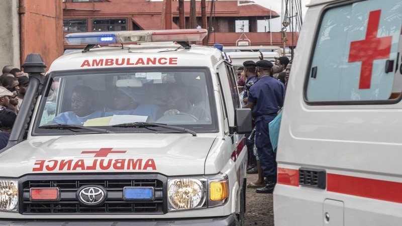 More than 100 passengers have died in a boat accident in the Democratic Republic of Congo.