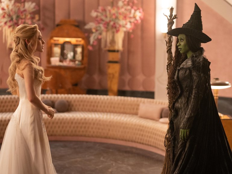 L to R: Ariana Grande is Glinda and Cynthia Erivo is Elphaba in WICKED FOR GOOD, directed by Jon M. Chu. Giles Keyte/Universal Pictures