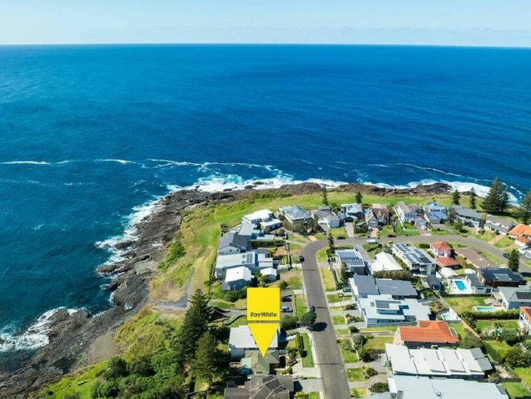 17 Tingira Crescent, Kiama sold for more than $2.5 million late last year. The sale scored its owners a nearly million-dollar profit.