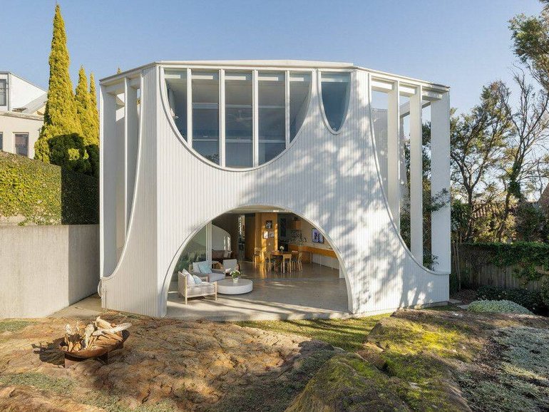 The home won the Wilkinson Award for residential architecture.