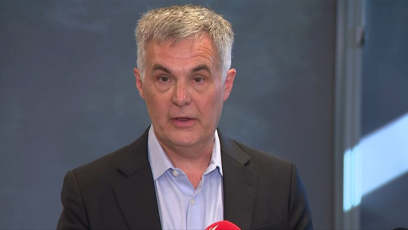 Optus CEO Stephen Rue speaks to media following outage Picture: 7NEWS