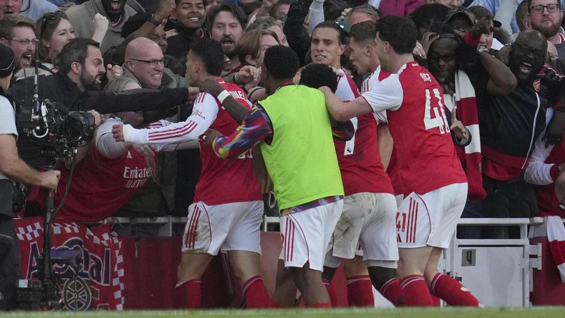 Arsenal celebrate their late equaliser in the draw against Manchester City at the Emirates Stadium. 