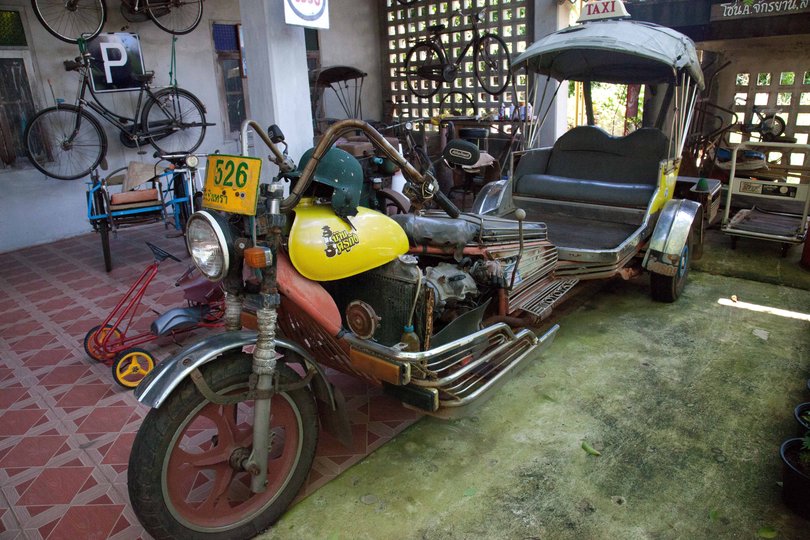 Skylab tuk-tuk in museum.