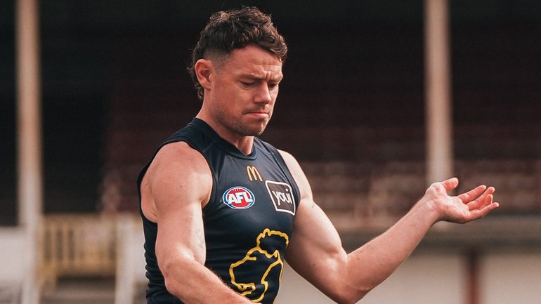 Lachie Neale trains for Brisbane at Ikon Park ahead of the grand final.