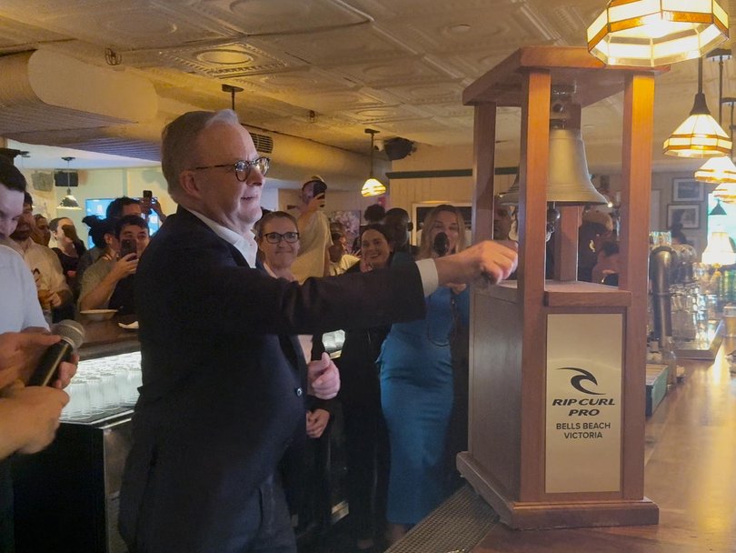 The PM luckily will avoid a hefty bill, as tradition states despite the “bellringer” getting the glory, the venue tends to cover the cost of the round. Picture: Supplied / Nova Entertainment