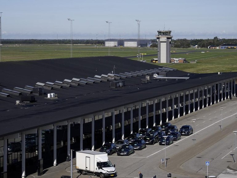 The airspace over Aalborg Airport was closed nearly an hour earlier after a suspected drone sighting.