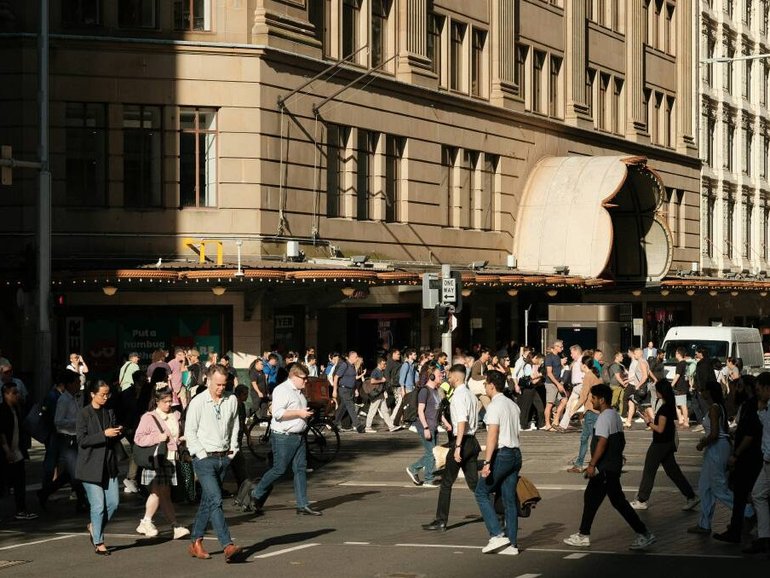 The March bump: strong migration, a better balance, but limited housing. Photo by Dominic Kurniawan Suryaputra Unpslash