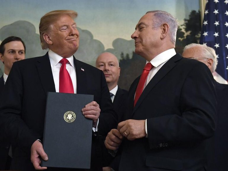 Donald Trump and Benjamin Netanyahu.  (AP PHOTO)