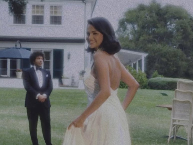 Selena Gomez and Benny Blanco are now officially married.