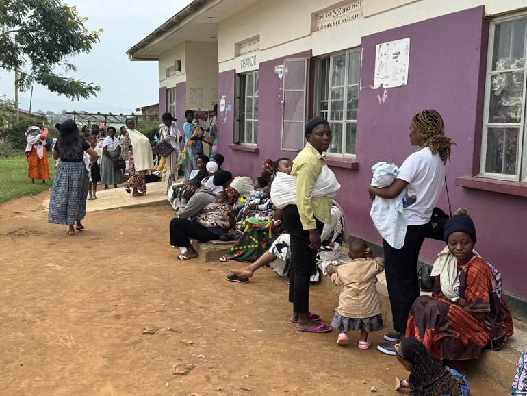 In a photo provided by Nicholas Kristof shows, mothers wait to see doctors and nurses at a hospital in southwestern Uganda. President Trump’s cuts to humanitarian assistance abroad have hurt all kinds of people. But from what I see on the ground, those suffering the most are women and girls — and that will leave all of us, including men and boys, worse off, Nicholas Kristof writes. (Nicholas Kristof via The New York Times) – NO SALES, FOR EDITORIAL USE ONLY WITH NYT STORY KRISTOF-COLUMN OF SEPT. 27, 2025. ALL OTHER USE PROHIBITED —