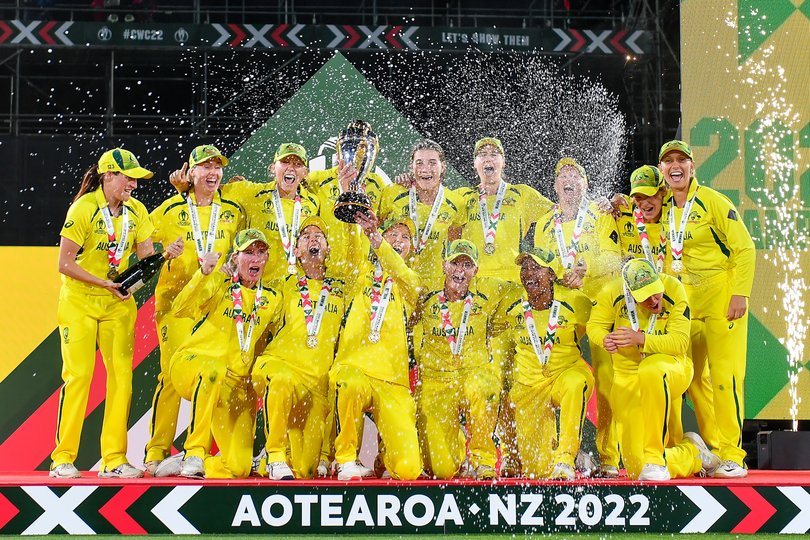 Australian players celebrates winning the World Cup in 2022.