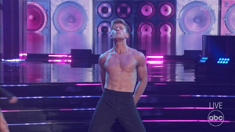 Robert Irwin has thrilled fans as he stripped off for a racy performance on Dancing With The Stars US.