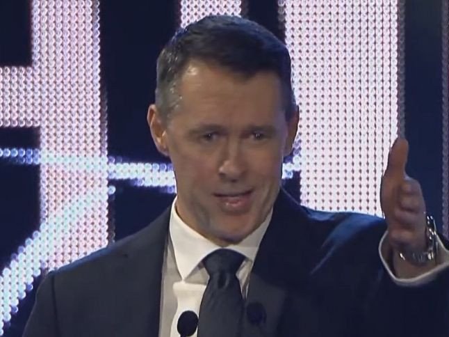 Collingwood coach Craig McRae has ended up with egg on his face at his club’s best-and-fairest event on Friday night.