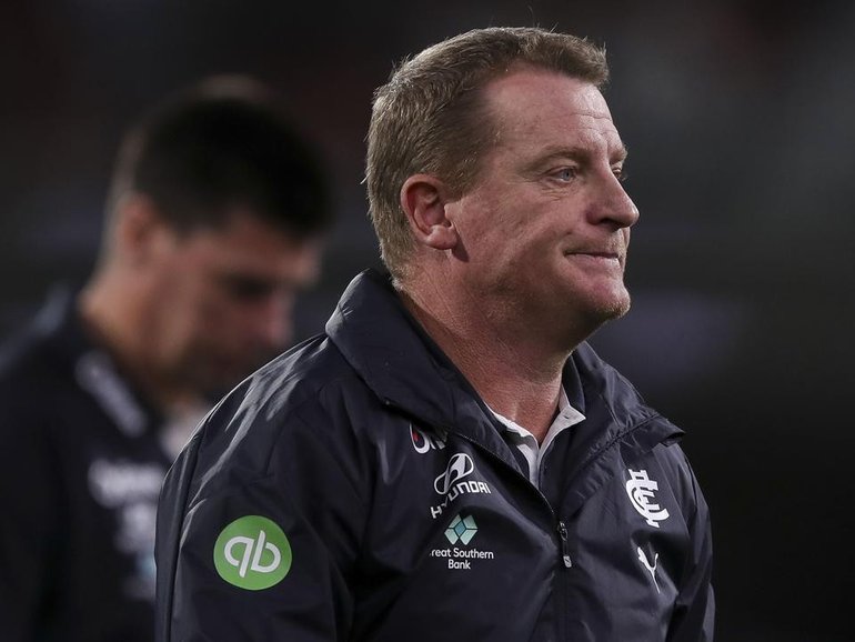 Coach Michael Voss has accepted the blame for Carlton's horror 2025 season. (Matt Turner/AAP PHOTOS)