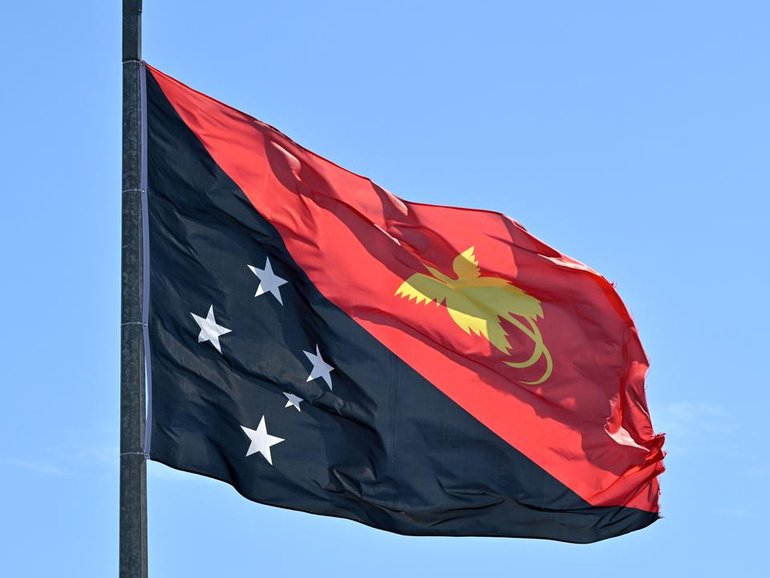 It's unclear how much damage the earthquake has caused in Lae, Papua New Guinea. (Mick Tsikas/AAP PHOTOS)