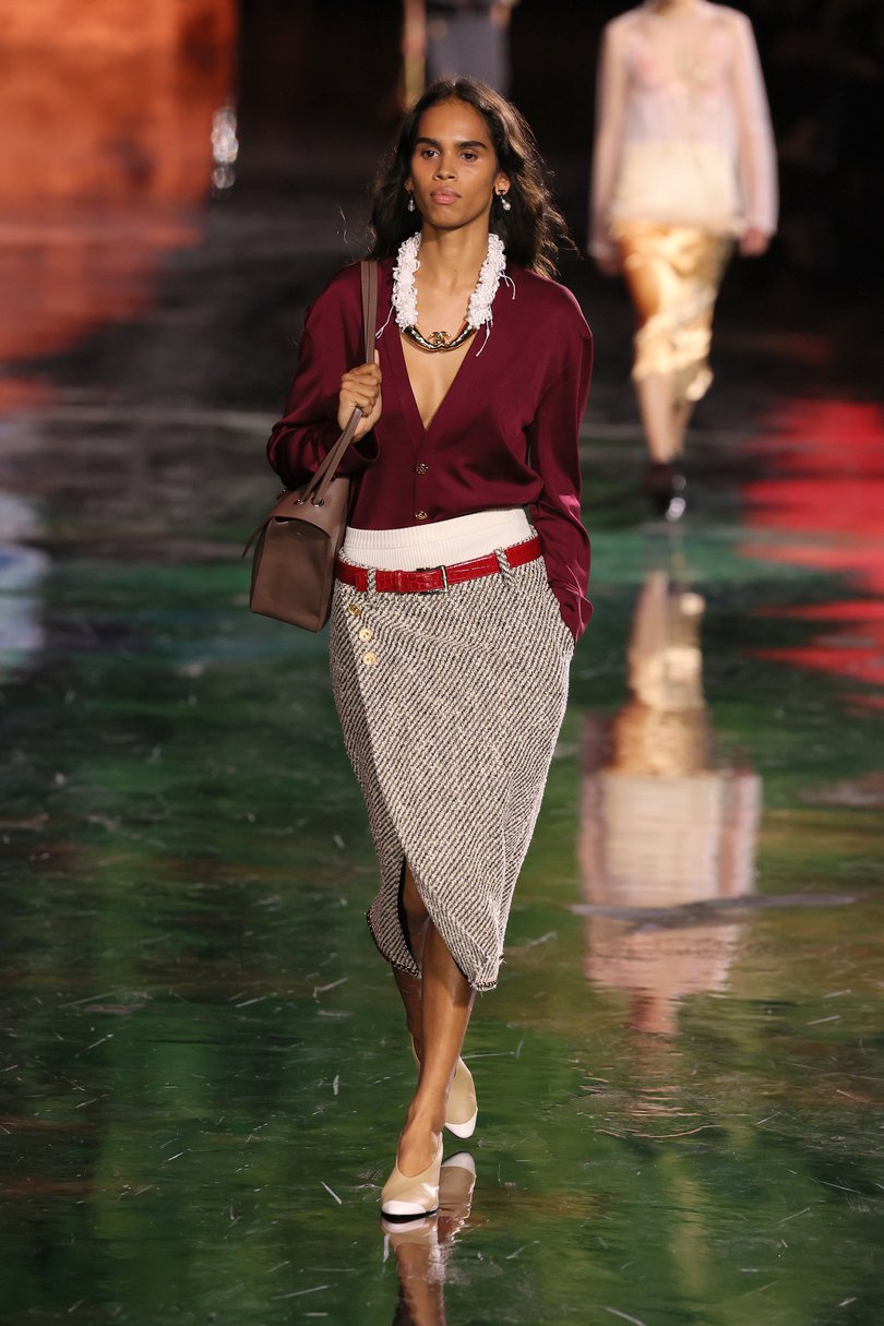 A model walks the runway during the Chanel Womenswear Spring/Summer 2026 show in Paris.