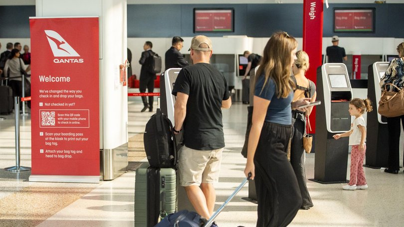 Virgin Australia passengers will soon be able to carry more weight in carry-on luggage. Picture: NewsWire / Jeremy Piper