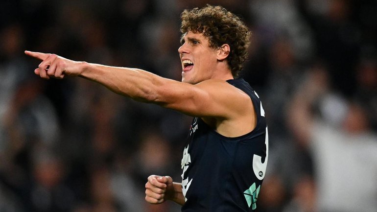 Charlie Curnow's bid to join Sydney is among possible trades set to go down to the wire. (Morgan Hancock/AAP PHOTOS)