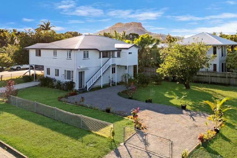 39 Twelfth Avenue, Railway Estate, Queensland.