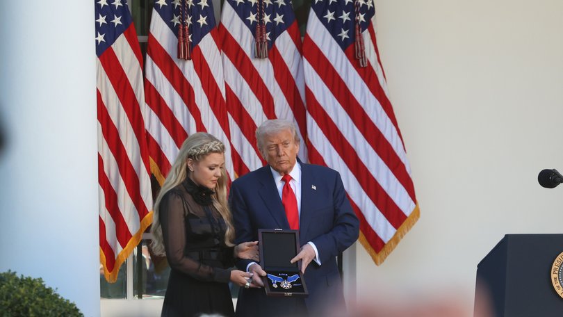 Donald Trump presented the Presidential Medal of Freedom to Charlie Kirk’s wife Erika in Washington.