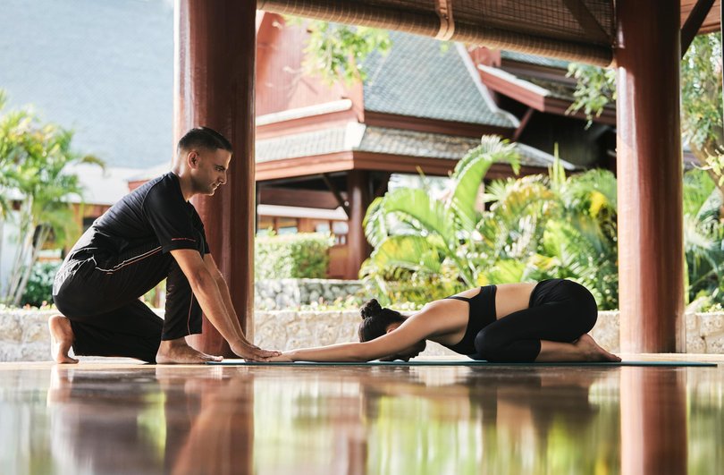 From daily massages to acupuncture and tailored fitness sessions, guests follow personalised wellness schedules that can be adjusted at any moment.