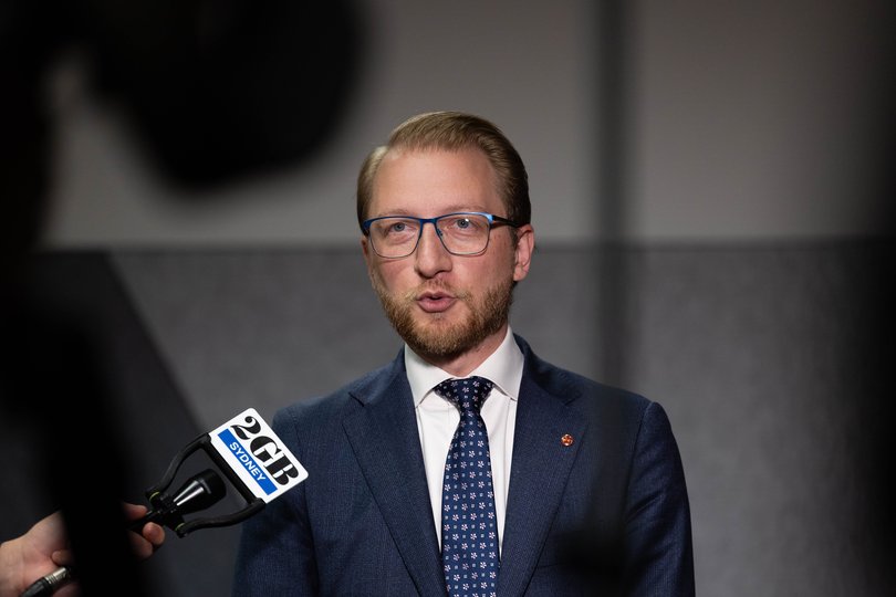 Senator James Paterson wants the government held to account.
