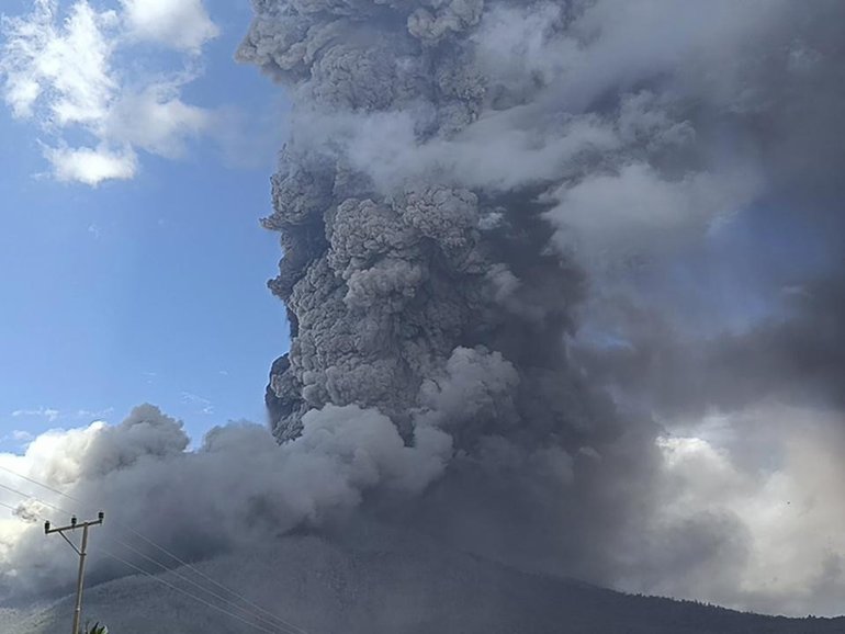 Indonesia's Mount Lewotobi Laki-laki has erupted, sending a 10km column of ash into the sky. (AP PHOTO)