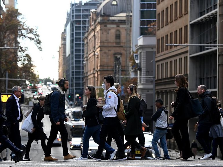 Labour figures are among major sets of data the Reserve Bank will examine for its next rates call. (Bianca De Marchi/AAP PHOTOS)