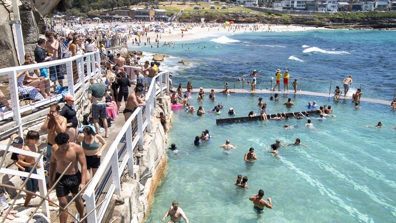 The hot weather is expected to continue across NSW this month. NewsWire / Simon Bullard.