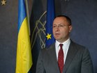 Ukrainian ambassador to Australia Vasyl Myroshnychenko as European Union ambassador to Australia Gabriele Visentin reaffirms support for Ukraine at the European Union embassy, Canberra, Thursday, February 27, 2025. (AAP Image/Dominic Giannini) NO ARCHIVING