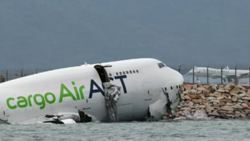 Plane crashes into sea at Hong Kong airport.