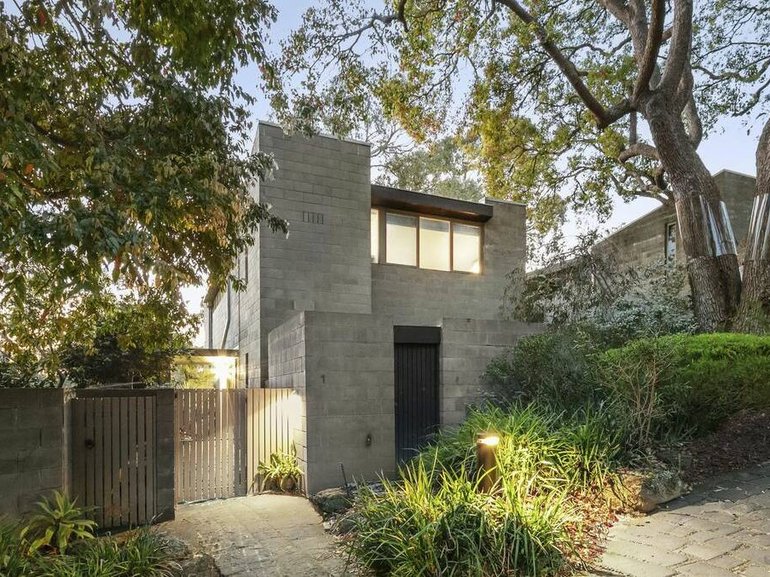 SOLD: 1/76 Molesworth Street, Kew, VIC 3101