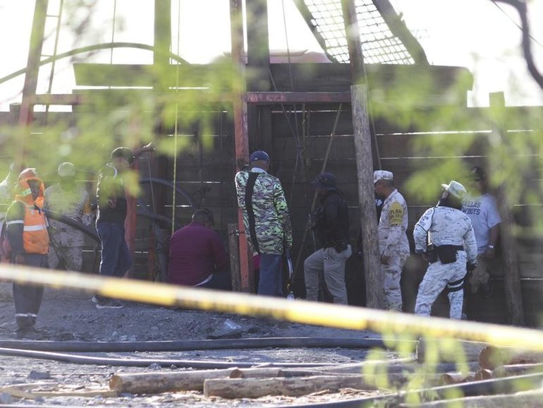 A rescue operation is underway in the Dominican Republic to bring 80 trapped miners to safety.