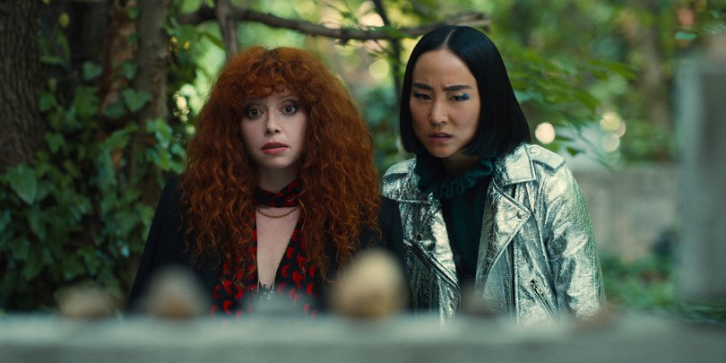 Natasha Lyonne and Greta Lee in Russian Doll.