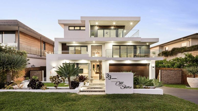 33 Shorebird Parade was architecturally-designed by Adan Creative Designs. Pic: Ray White.