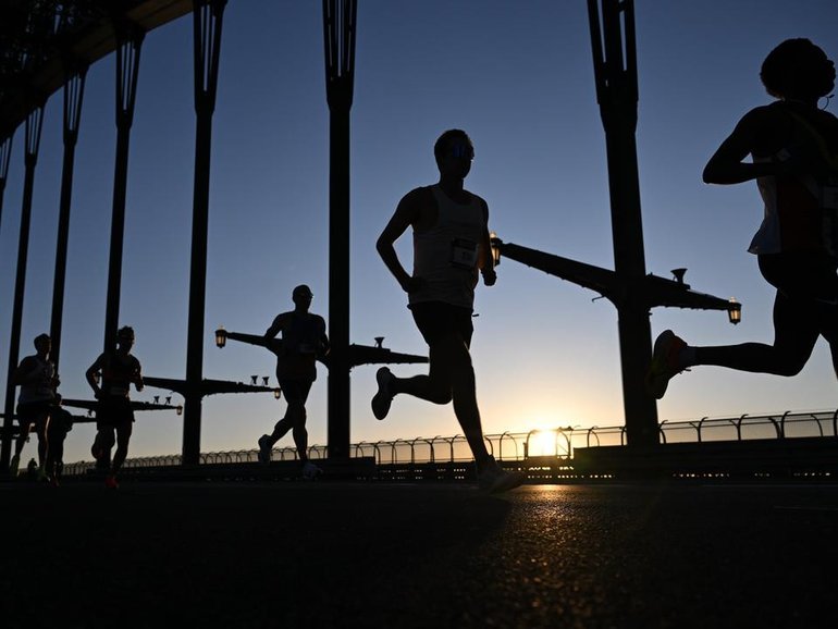 Australia has a new running world champ who ran 764km to be crowned 'King of the Backyard'. (Dean Lewins/AAP PHOTOS)