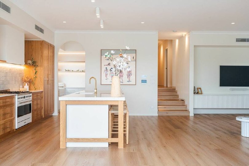 66 Alford Street, Mount Lofty.