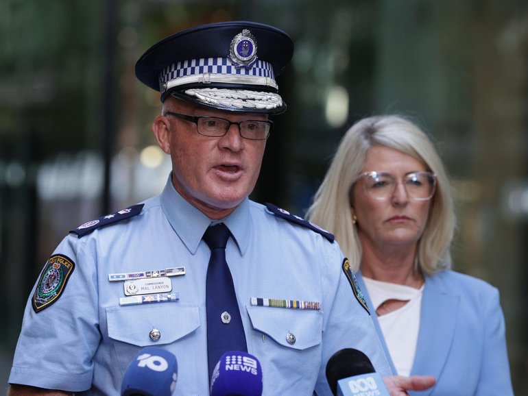 NSW Commissioner Mal Lanyon said retail theft had gone up by 40 per cent over the past two years. NewsWire / Jane Dempster