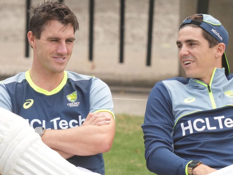 Sean Abbott is jostling for an Ashes squad spot as selectors mull how to fill Pat Cummins' void. (Scott Barbour/AAP PHOTOS)