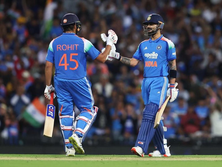 Veterans Rohit Sharma and Viral Kohli have guided India to a crushing win over Australia. (Mark Kolbe/AAP PHOTOS)