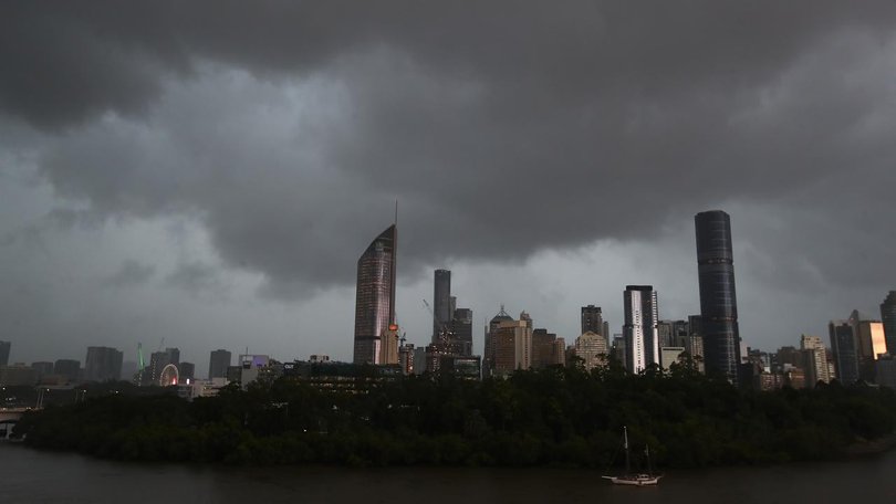 A cold front sweeping the continent from west to east is forecast to bring storms to several states. (Jono Searle/AAP PHOTOS)
