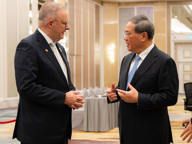 Anthony Albanese speaks with Chinese Premier Li Qiang t in Kuala Lumpur.