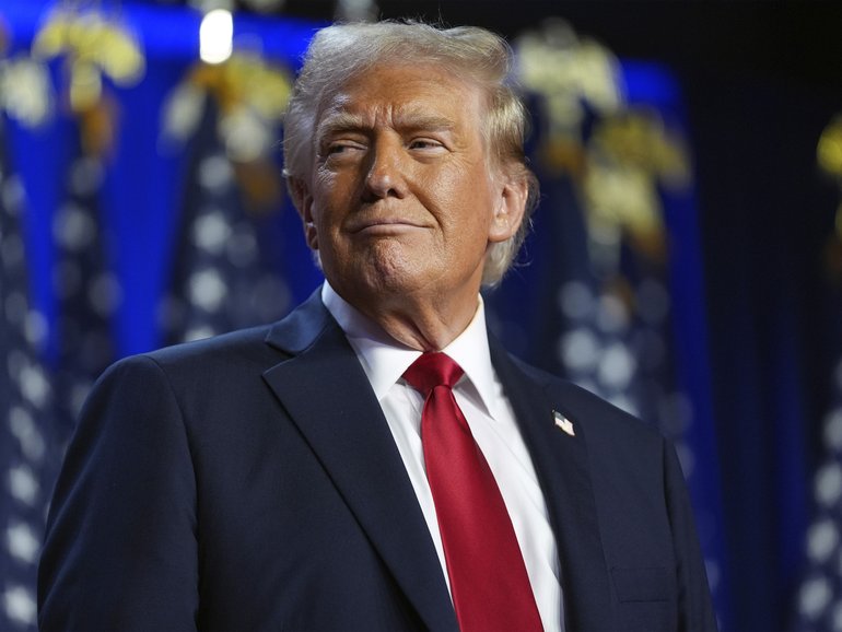 Donald Trump has poured more fuel on the fire over speculation he will seek a third term as US President. 